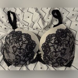 Victoria's Secret Black Lace Accent Bra
